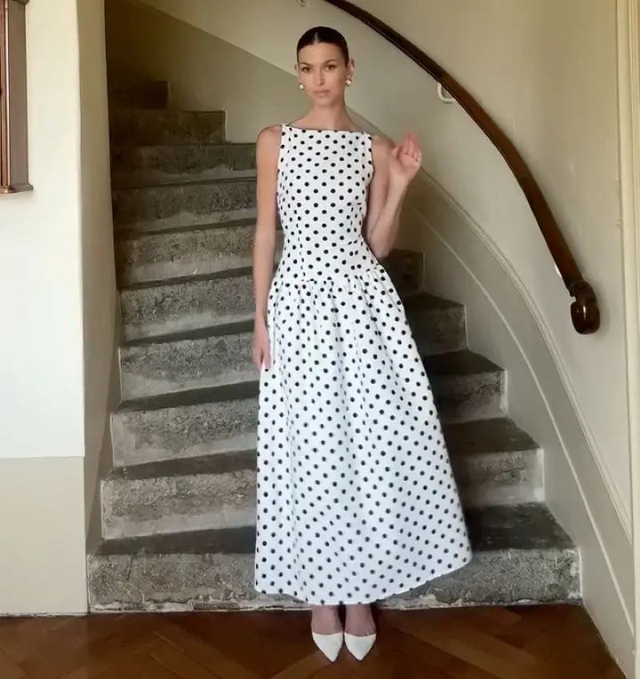 Elliana - Graceful Midi Dress