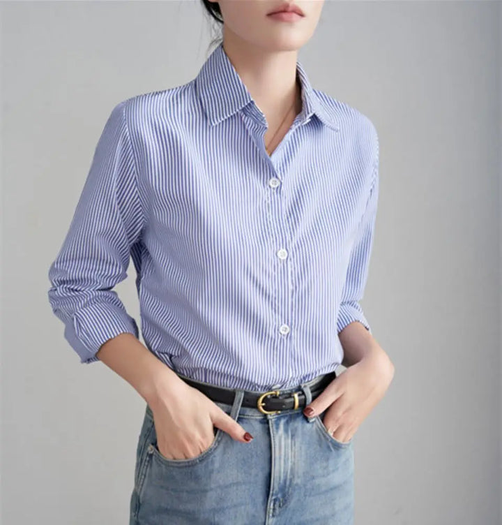 Faye - Chic Cotton Blouse