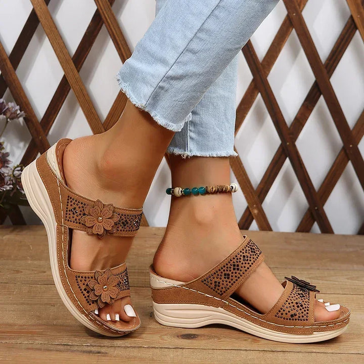 Gina - Cozy Wedge Sandal
