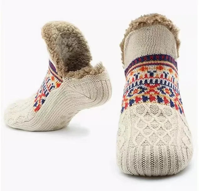 Faith - Cozy Knit Socks