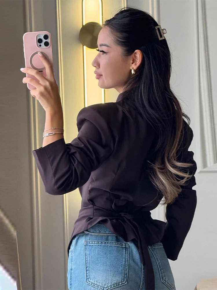 Nicole - Elegant Structured Blouse