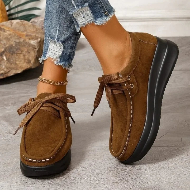 Catherine - Stylish Suede Sneakers