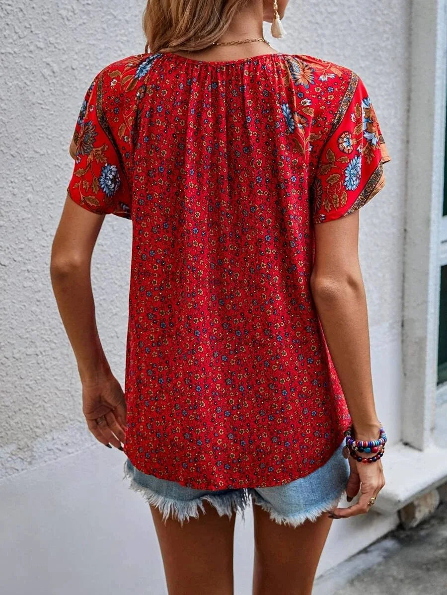 Holly - Lively Floral Blouse