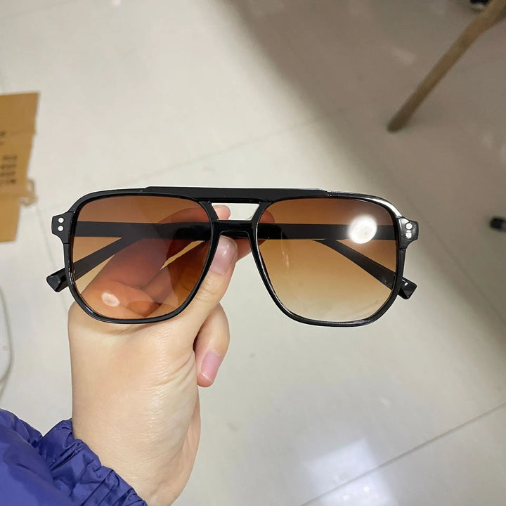 Finley - Bold Retro Sunglasses