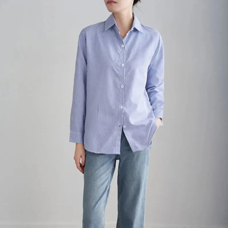 Faye - Chic Cotton Blouse
