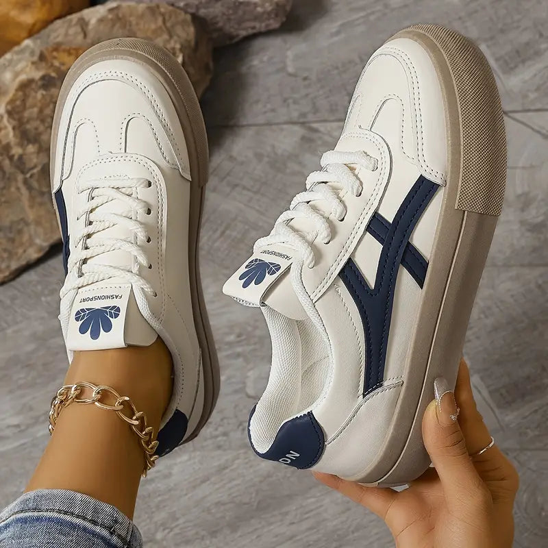 London - Cozy Retro Sneakers