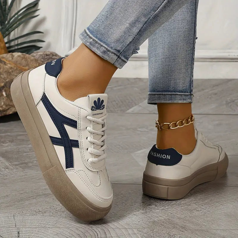 London - Cozy Retro Sneakers
