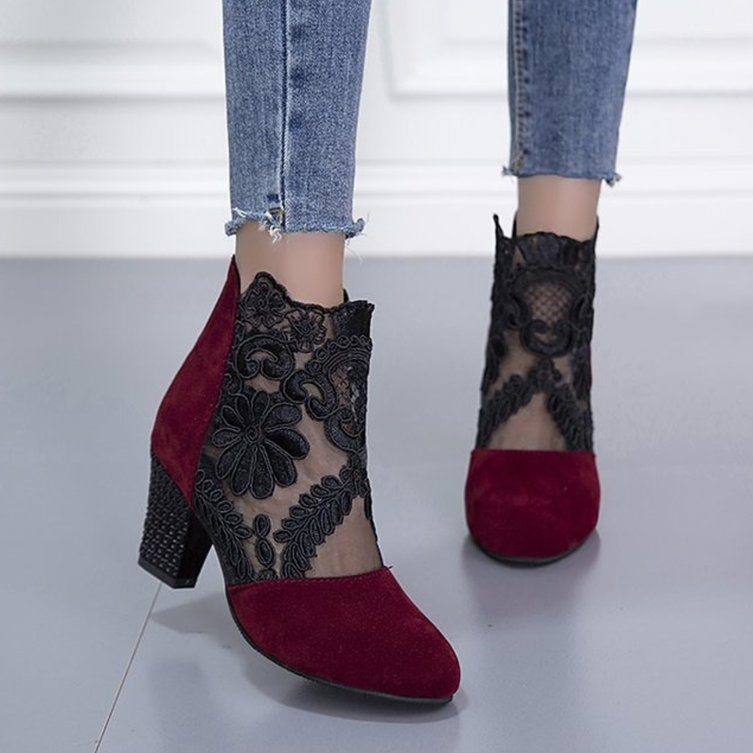Barbara - Elegant Lace Sandals