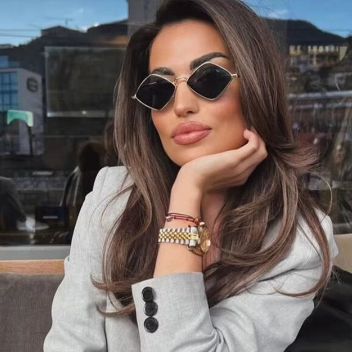 Noelle - Sleek Geometric Sunglasses