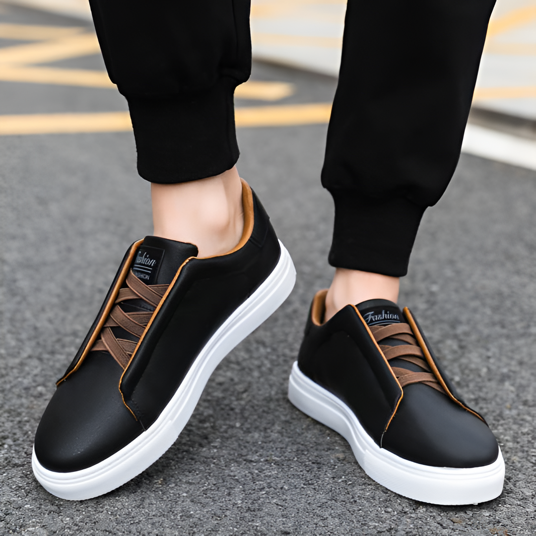 Henley - Sleek Leather Sneakers
