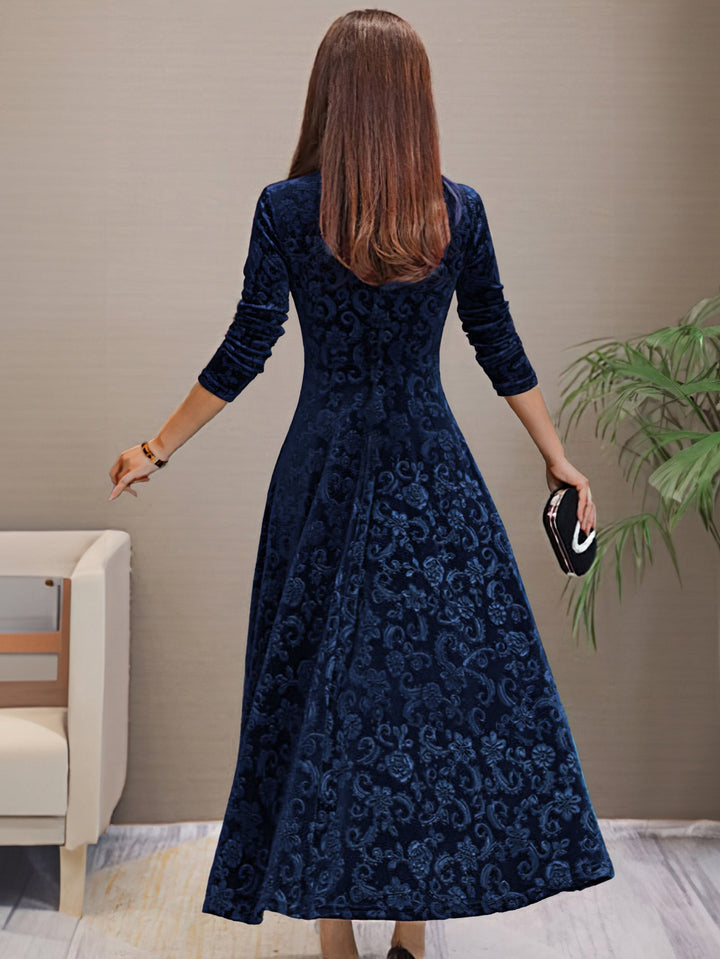 Henrietta - Luxurious Velvet Dress