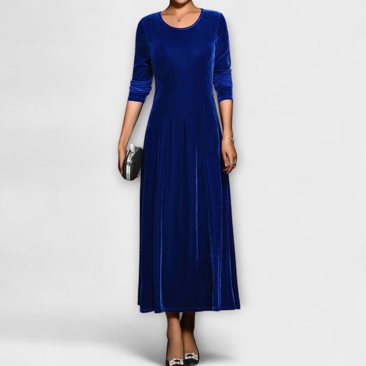 Kamila - Luxurious Velvet Maxi Dress