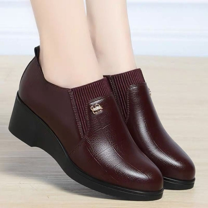 Taylor - Sleek Leather Wedges