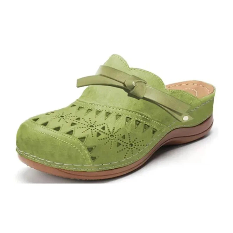 Ruby - Soft Stylish Clogs