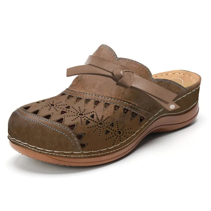 Ruby - Soft Stylish Clogs
