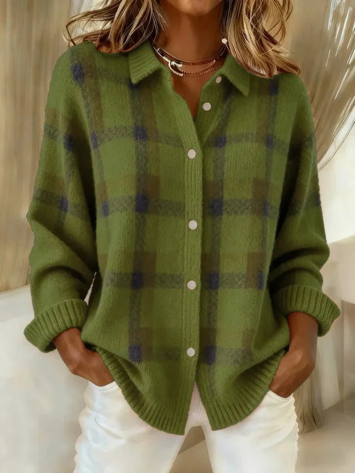 Evie - Cozy Plaid Sweater
