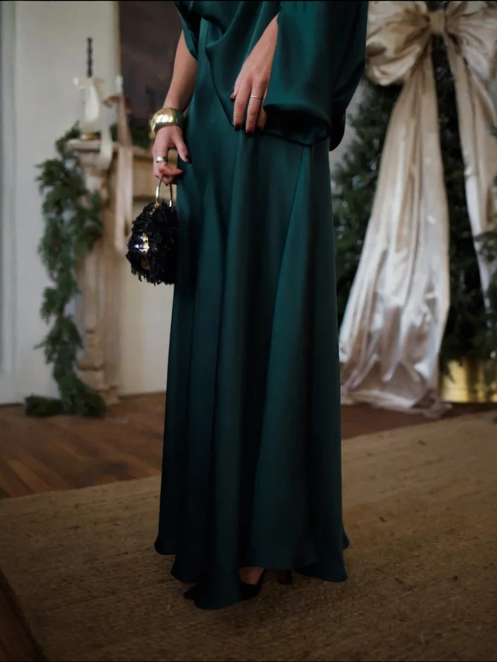 Yulia - Fluid Silk Set
