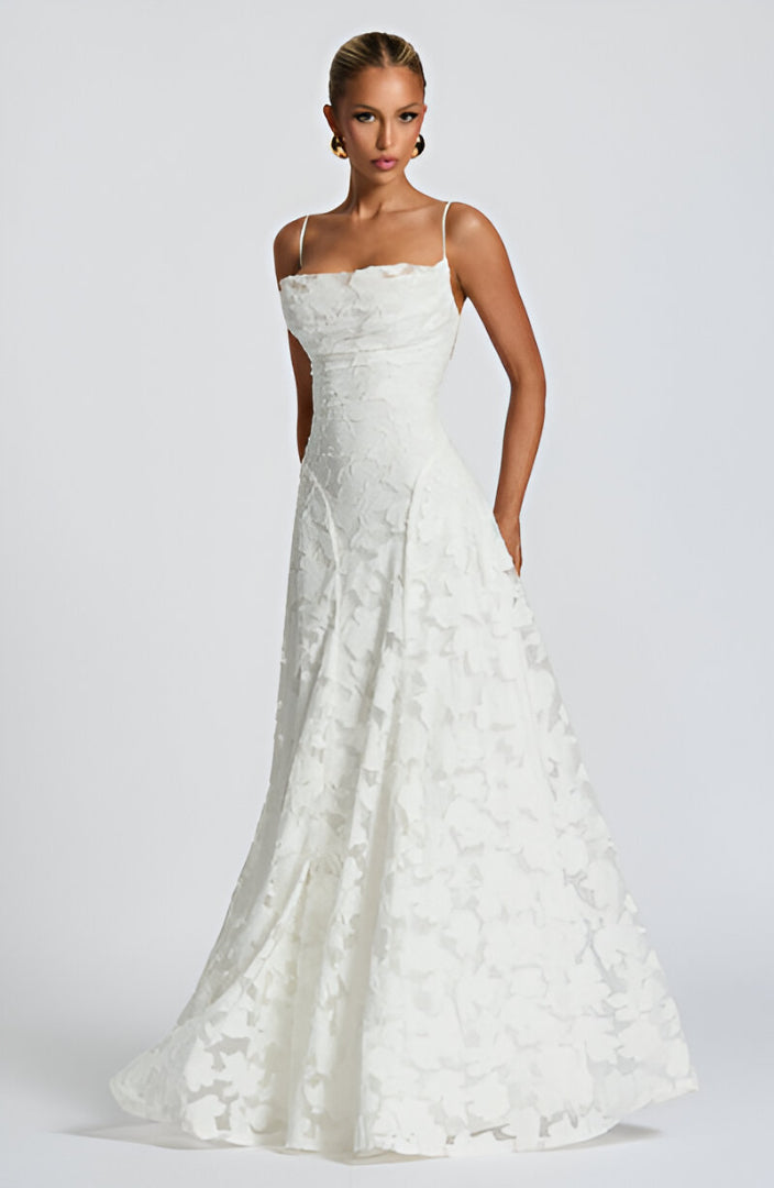 Delilah - Elegant Jacquard Gown