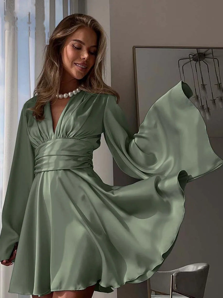 Thea - Glimmering Silk Dress