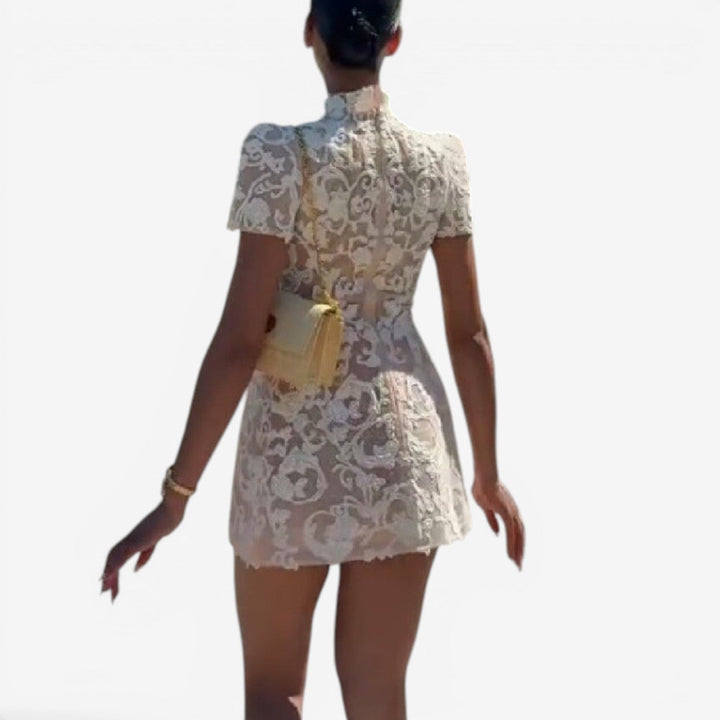 London - Delicate Lace Dress