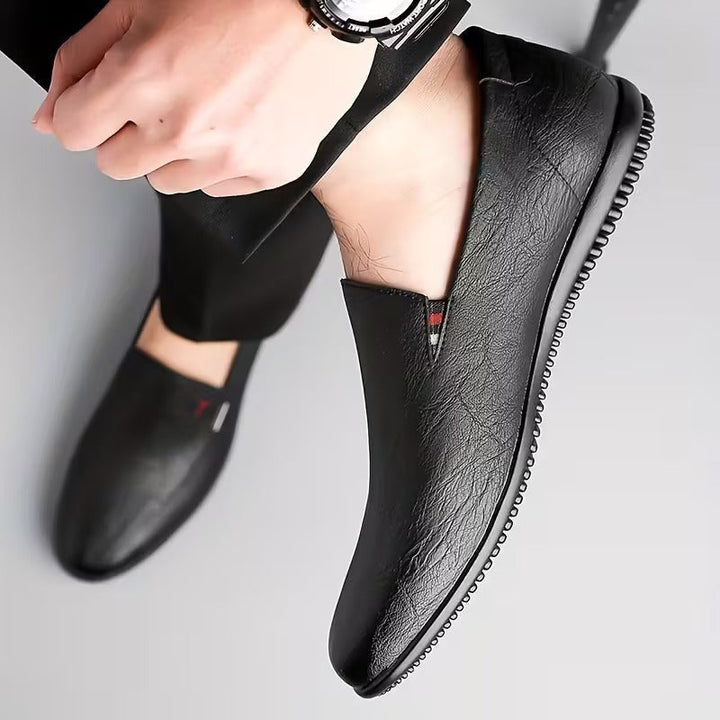 Nico - Sleek Leather Loafer