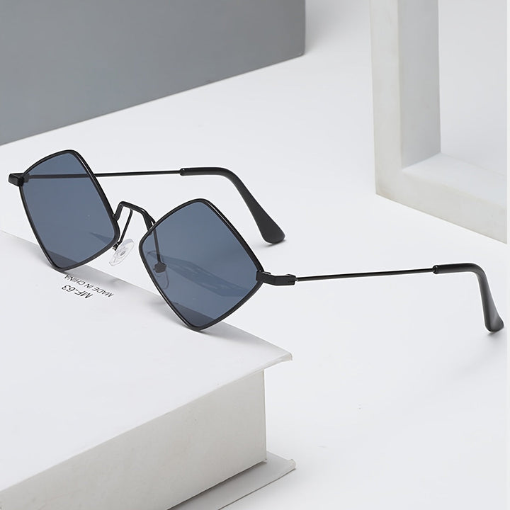 Noelle - Sleek Geometric Sunglasses