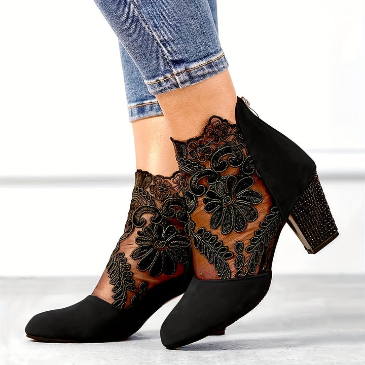Barbara - Elegant Lace Sandals