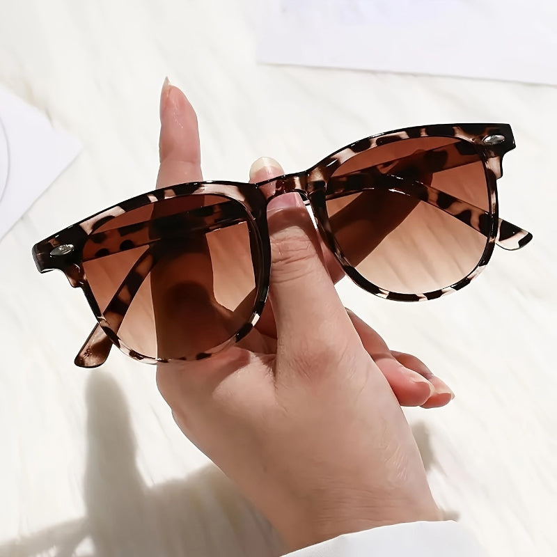 Michelle - Elegant Gradient Sunglasses