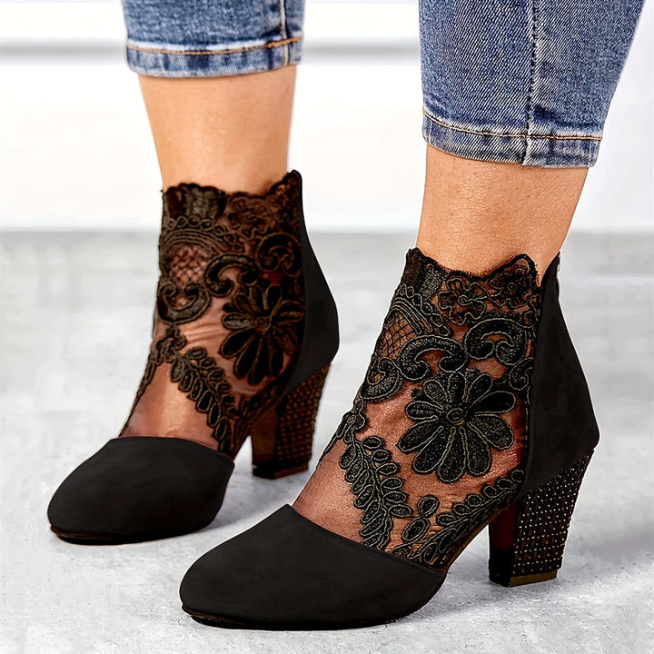 Barbara - Elegant Lace Sandals